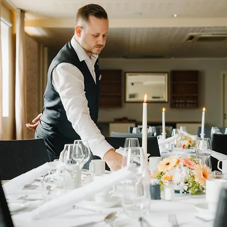 Gamlaværket Gjæstgiveri Og Tracteringssted 4*