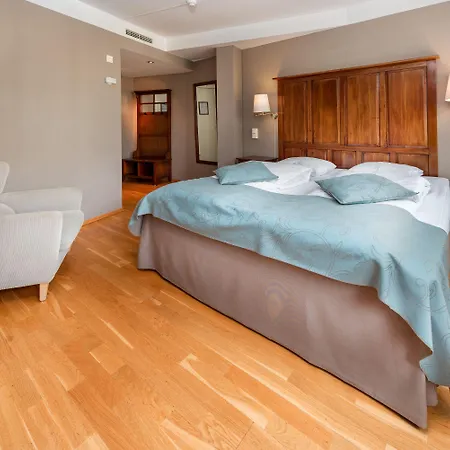 Gamlavaerket Gjaestgiveri Og Tracteringssted ホテル サンネス