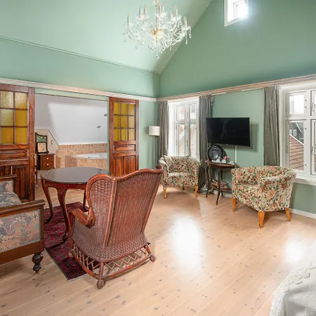 ホテル Gamlavaerket Gjaestgiveri Og Tracteringssted 4*