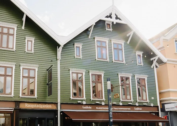 Gamlavaerket Gjaestgiveri Og Tracteringssted Sandnes (Rogaland)